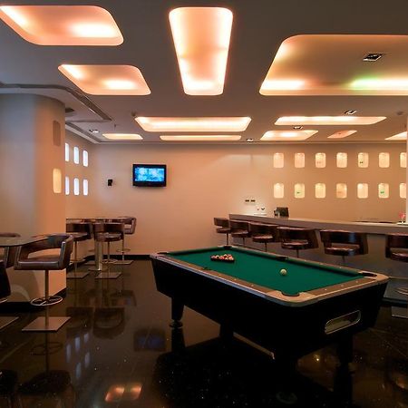 Keys Select By Lemon Tree Hotels, Thiruvananthapuram Buitenkant foto