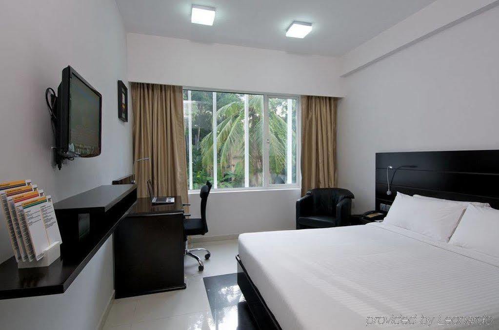 Keys Select By Lemon Tree Hotels, Thiruvananthapuram Kamer foto