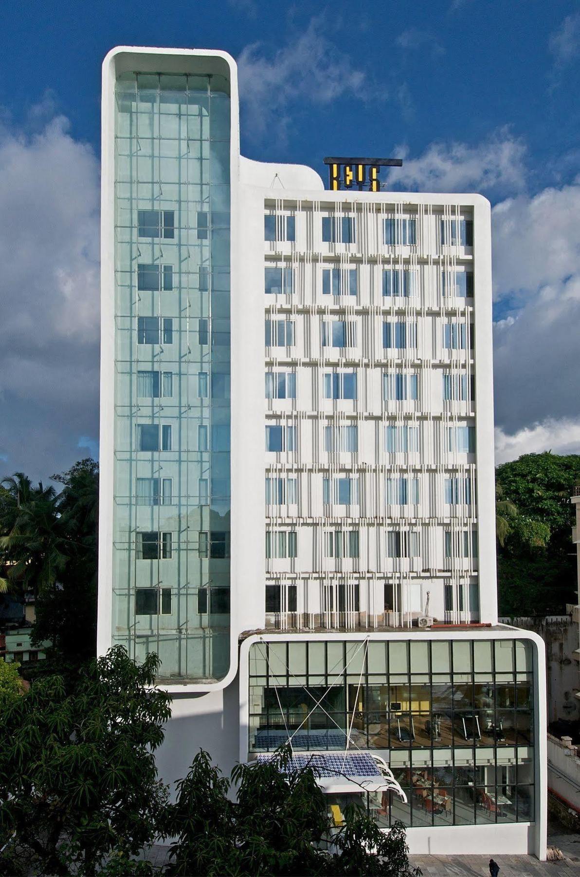 Keys Select By Lemon Tree Hotels, Thiruvananthapuram Buitenkant foto